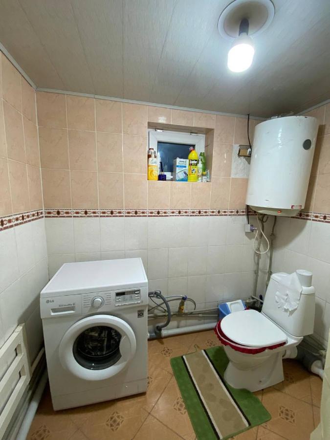 Rozalinda Guesthouse Naryn Bagian luar foto